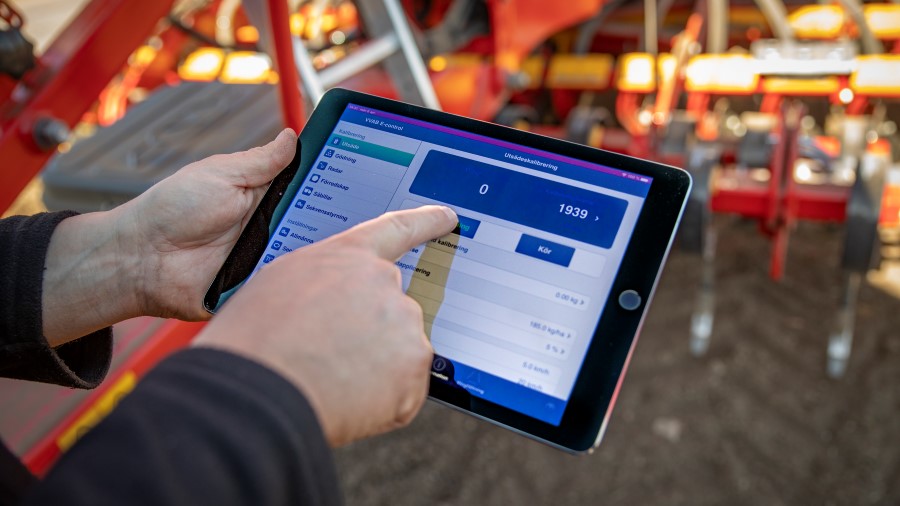 Väderstad top modern control system with iPad