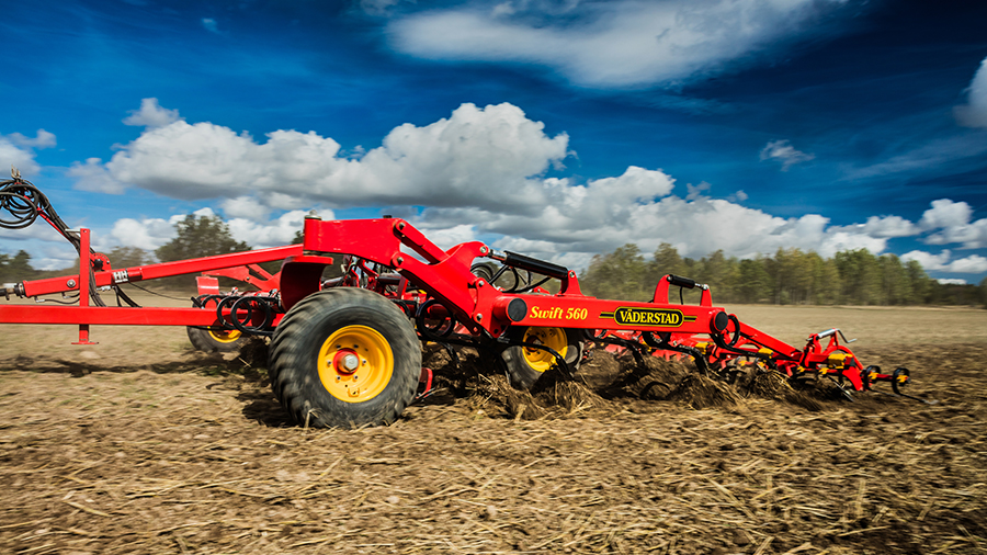 Swift 560 in field