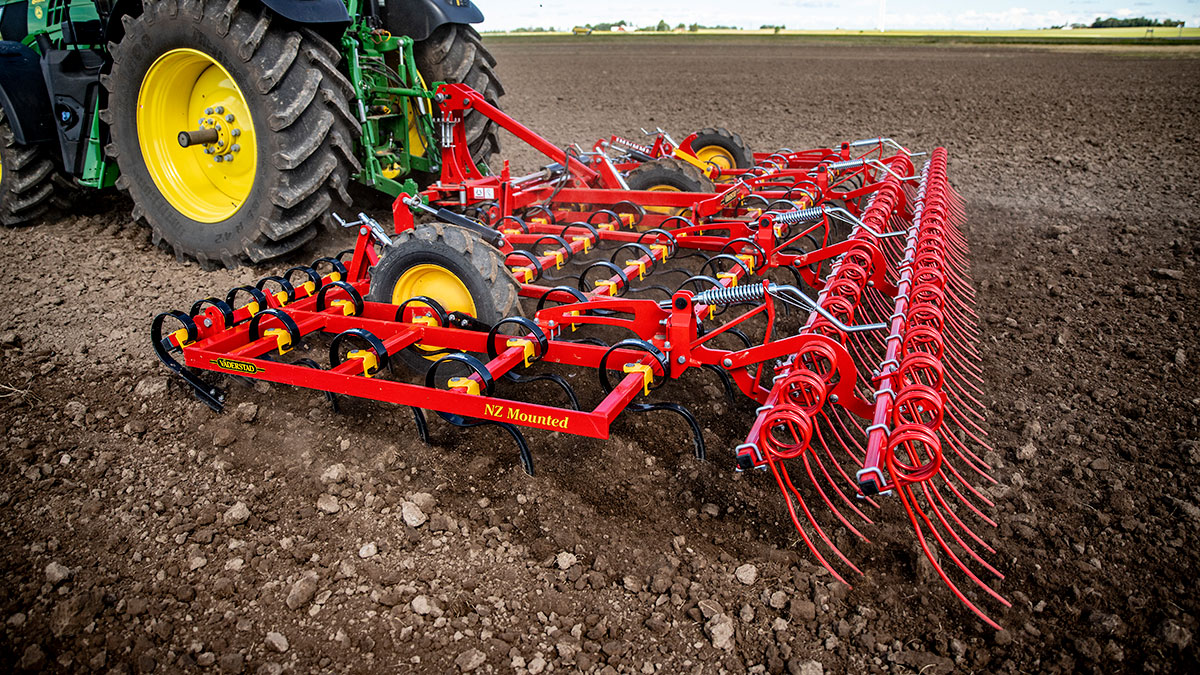 NZ Mini versatile following harrow